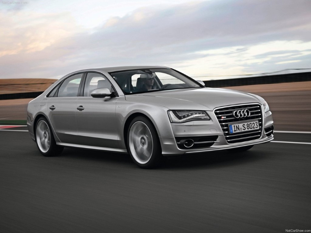 Audi S8